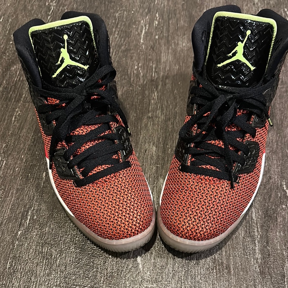 Jordan Air Spike Forty Dunk From Above Black and Red design